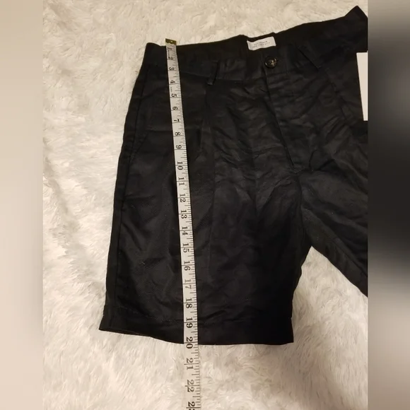 NWTSaturday New York City Short Men's Size 32 Color Navy